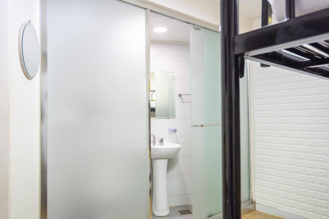 סיאול 24 Guesthouse Dongdaemun Market מראה חיצוני תמונה