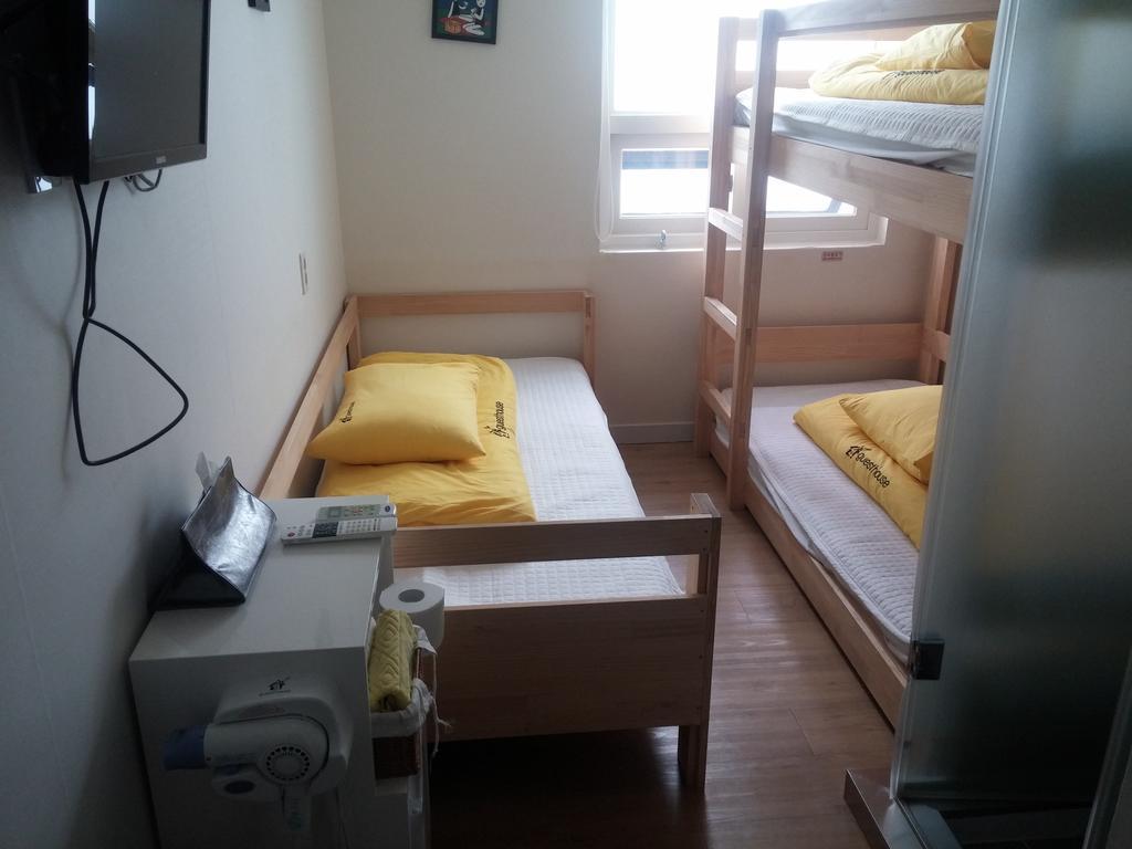 סיאול 24 Guesthouse Dongdaemun Market מראה חיצוני תמונה